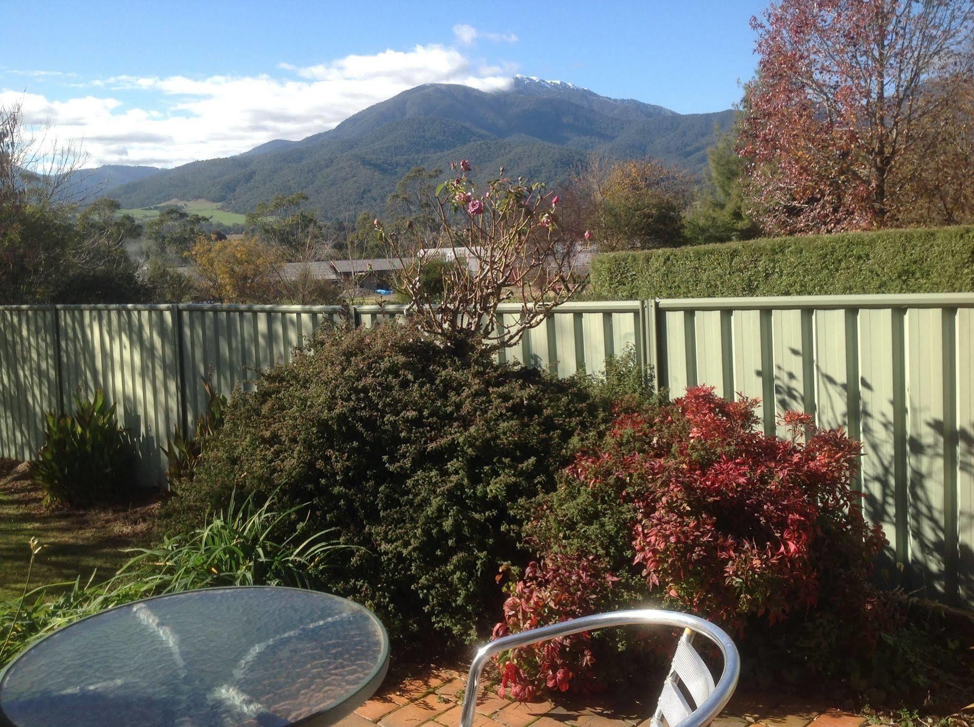 Bogong Moth Motel Mount Beauty Kültér fotó